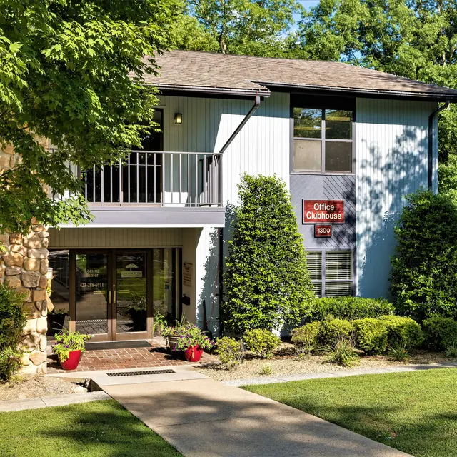 Cross Creek - Housing, Building, Plant