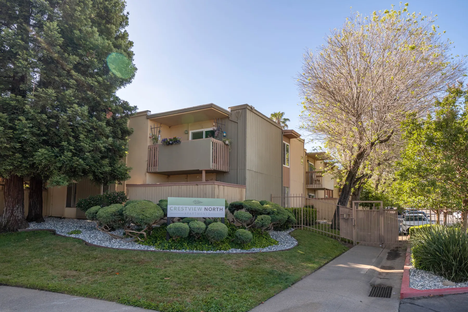 Crestview North - Grass, Neighborhood, Tree