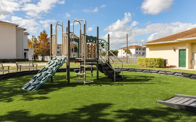 Gibson Plaza Apartments - Playground