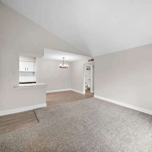 6Ten at Med Center - Corner, Floor, Flooring