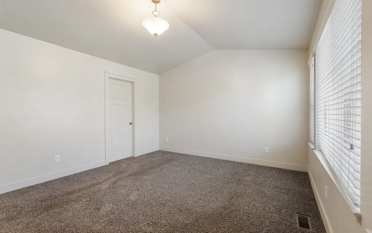 The Cove at Pleasant View The Cove at Pleasant View - Corner, Floor, Flooring