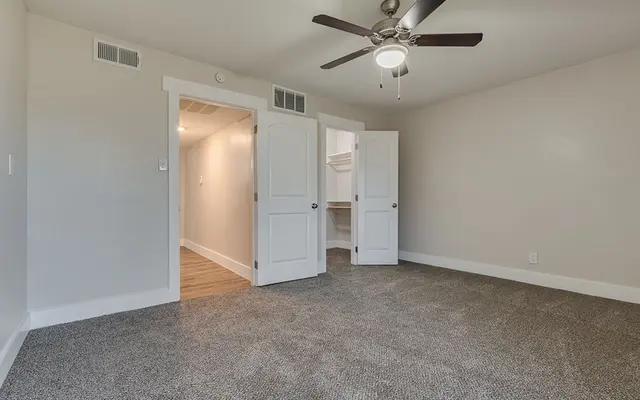 Sweet Redemption - Corner, Ceiling Fan, Appliance