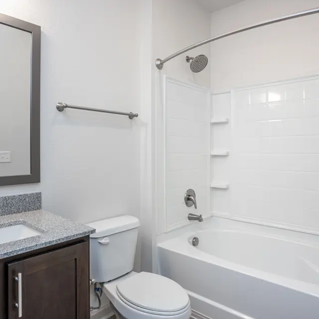 Lakewood Station - Bathing, Tub, Bathtub