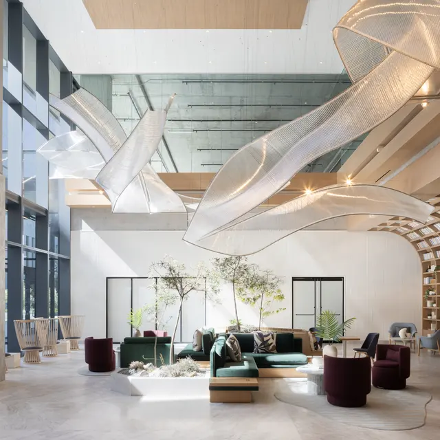 Lobby & Lounge - West San Diego