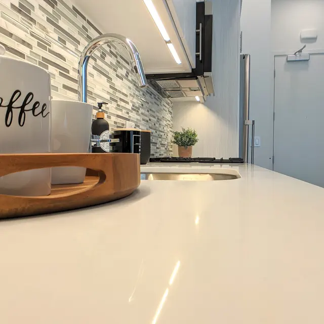 Vantage Mar Vista Vantage Mar Vista - Room, Flooring, Floor