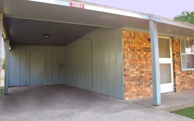 Winnsboro Homes - Garage