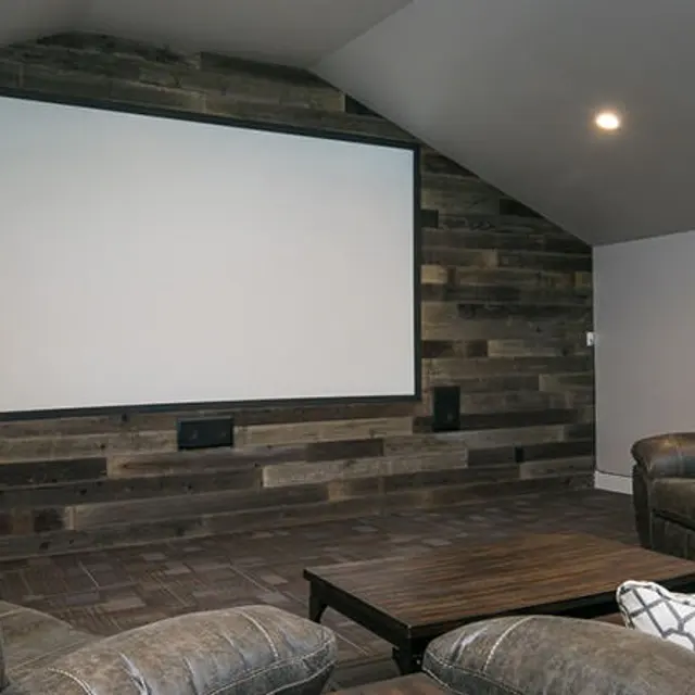 Estates at Wilhaggin - Screen, Housing