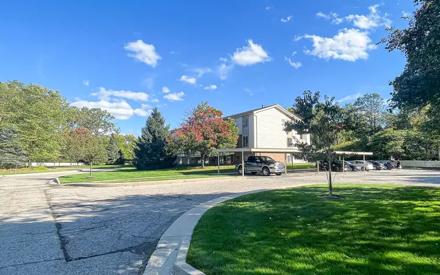 Evergreen Place Apartments - Grass, Outdoors, Pickup Truck