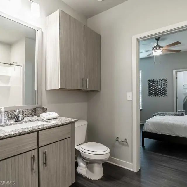 Villa Westlake Apartment Bathroom Villa Westlake - Apartment Bedroom
