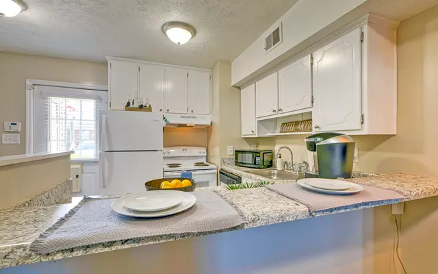 Glendale Townhomes Glendale Townhomes - Indoors, Kitchen, Sink Faucet