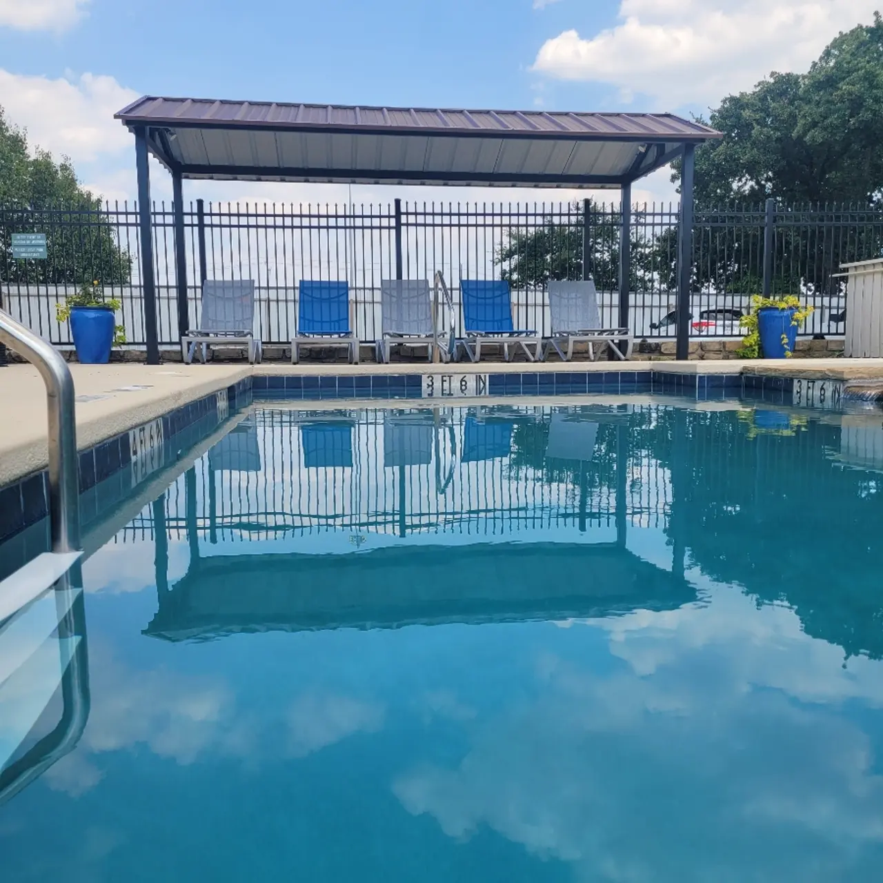 Bella Vita at Three60 Bella Vita at Three60 - Pool, Water, Swimming Pool