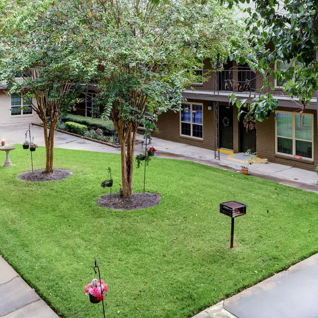 Emerson Pines - Lawn