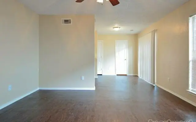 Keystone - Living Room