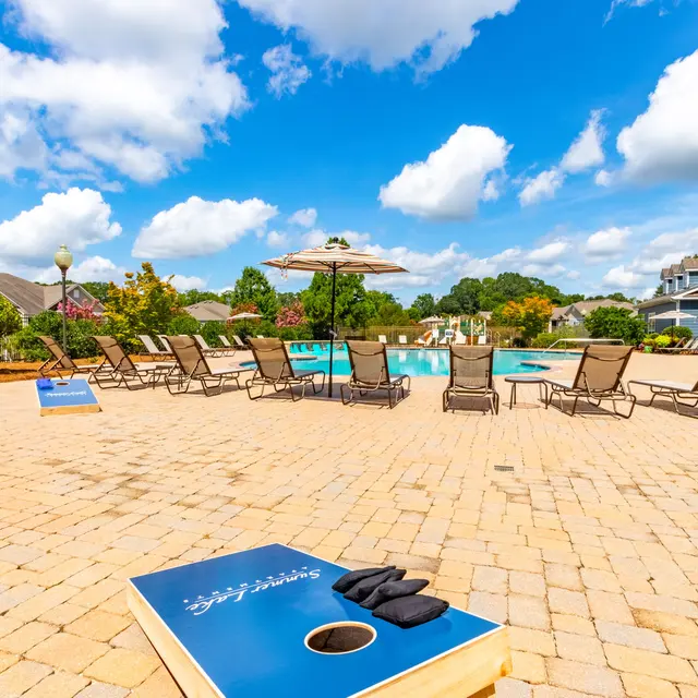 Summer Lake Summer Lake - Building, Summer, Hotel