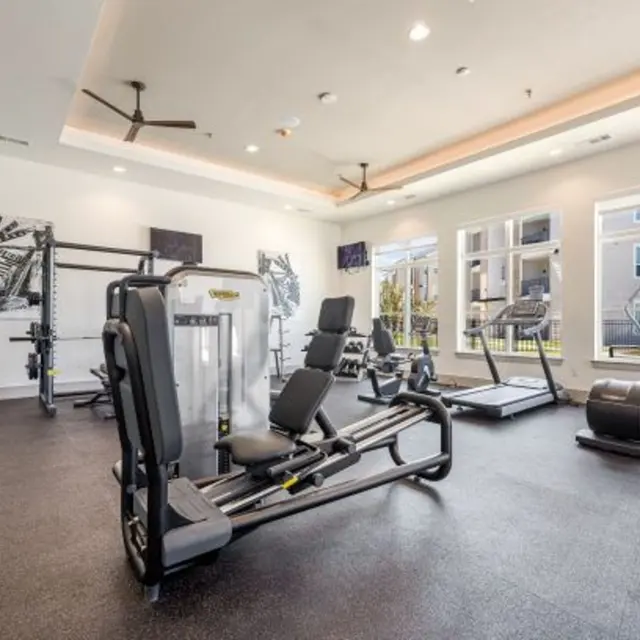 Standard on The Creek - Fitness, Sport, Working Out