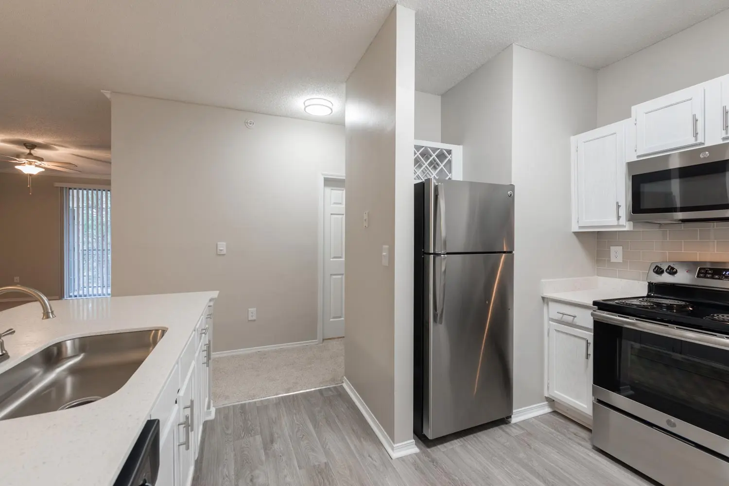 SYNC at Vinings - Room, Flooring