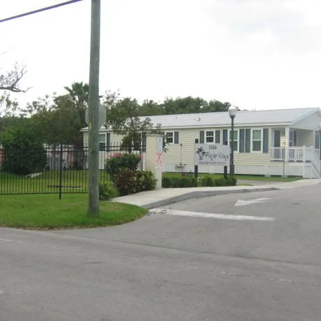 Flagler Village Apartments - House, Housing, Mobile Home