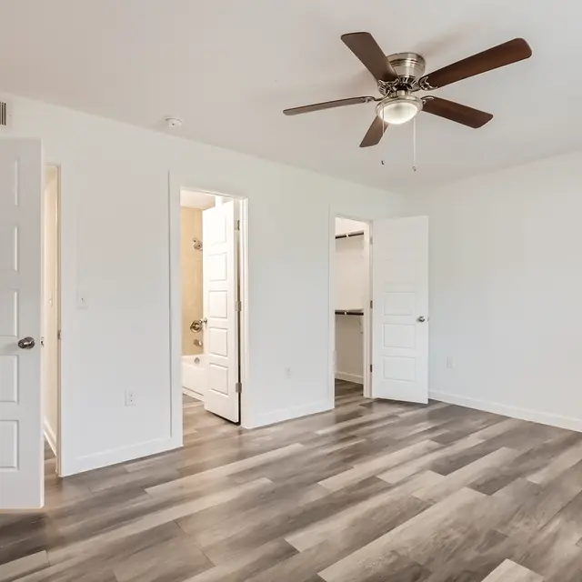 Mueller Crossing - Indoors, Interior Design, Floor