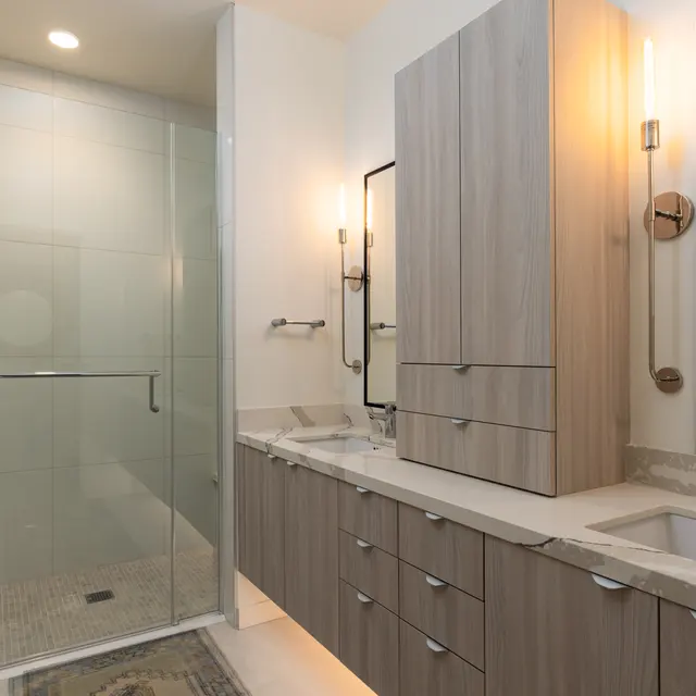 West SD - Penthouse Shower