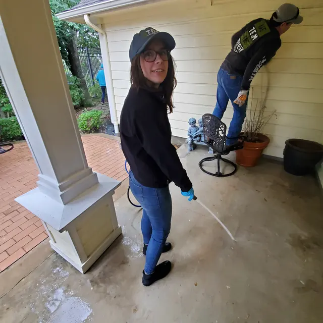 Dinerstein Dinerstein - Building, Countryside, Flooring