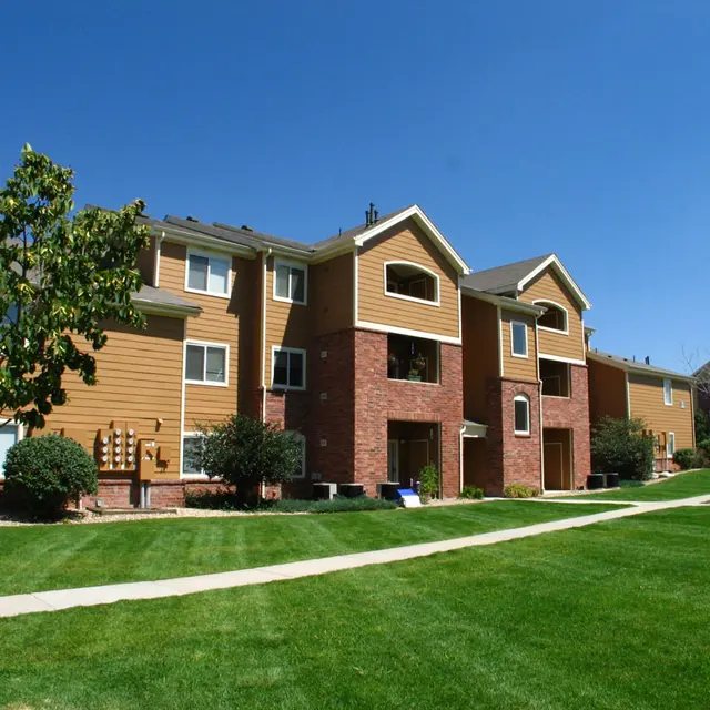 Baron Corporate Website - Lawn