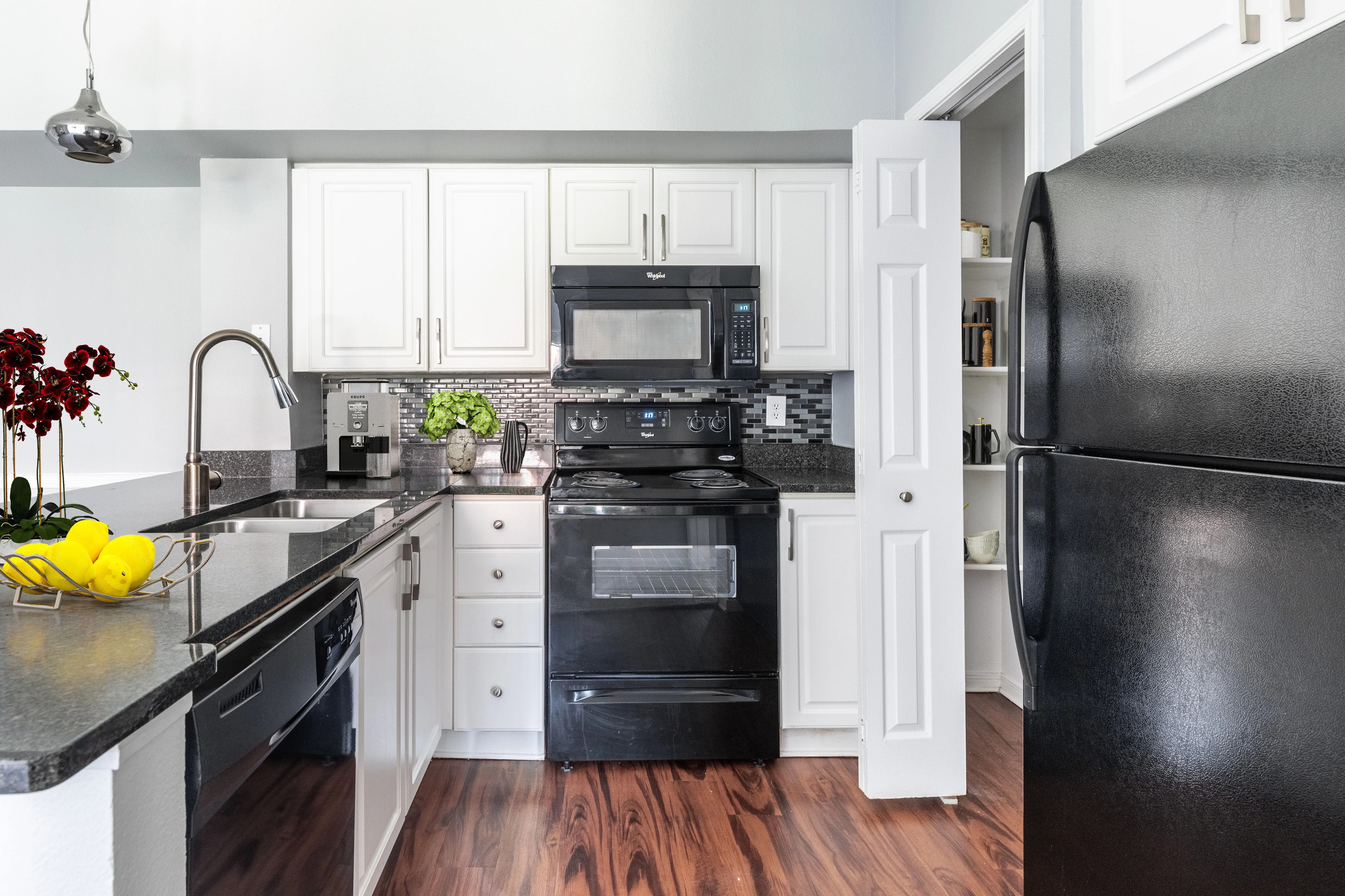 Coventry at Cityview Apartments - Indoors, Interior Design, Kitchen