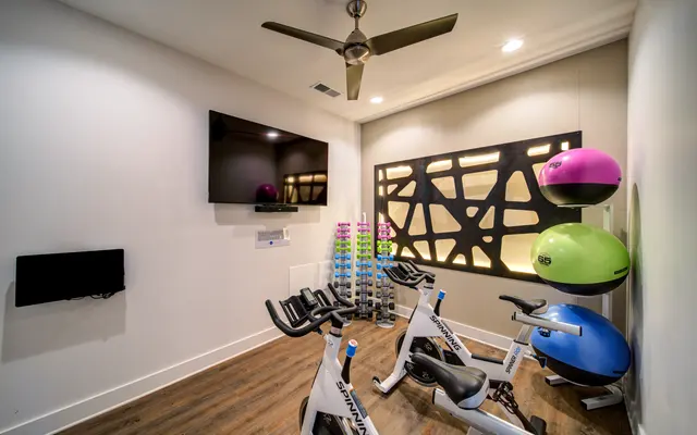 Treeline Timber Creek - Computer Hardware, Hardware, Monitor