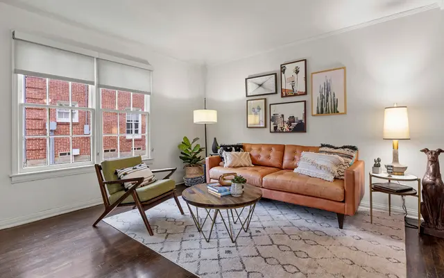 Hampton Plaza Hampton Plaza - Home Decor, Coffee Table, Furniture