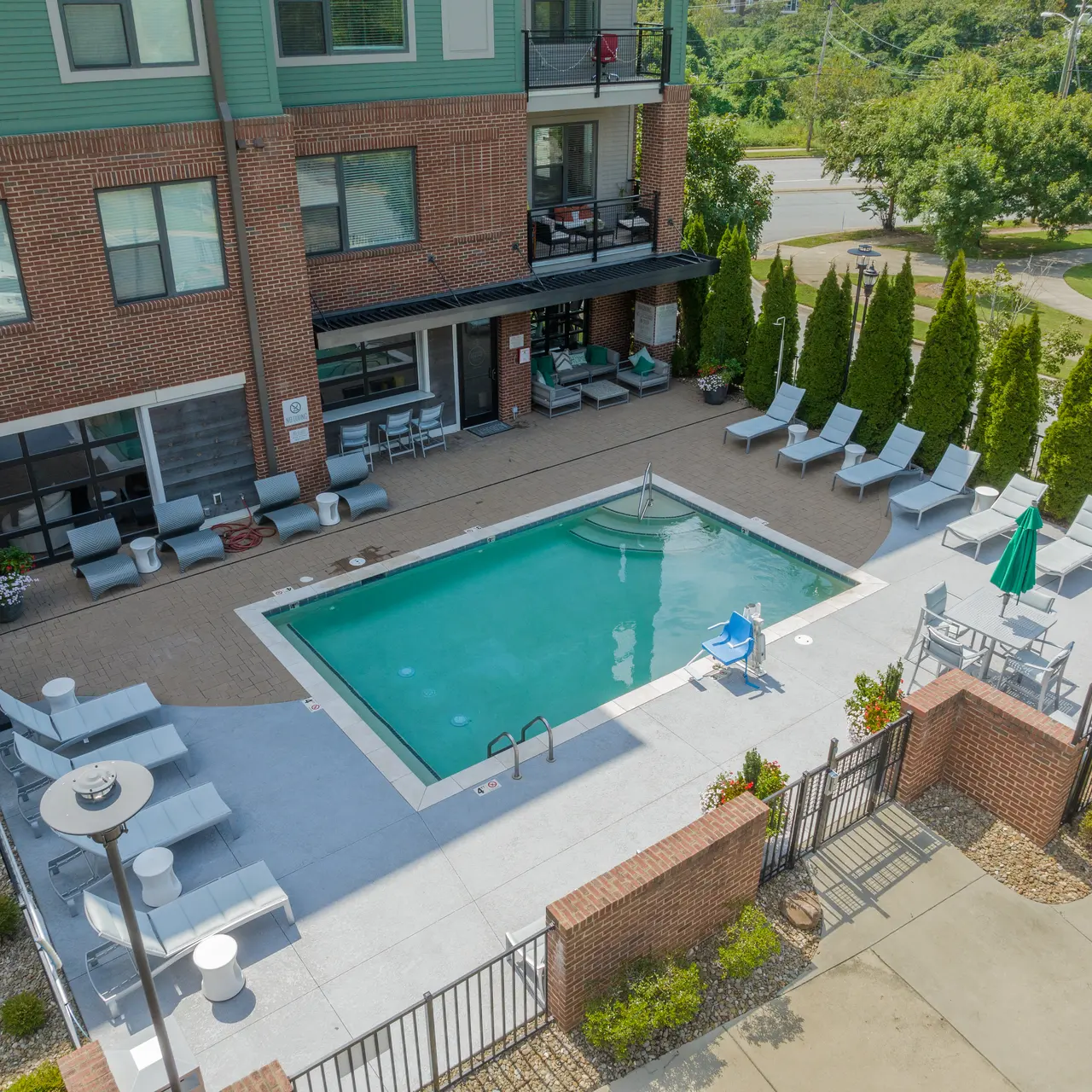 Asbury Flats - Swimming Pool