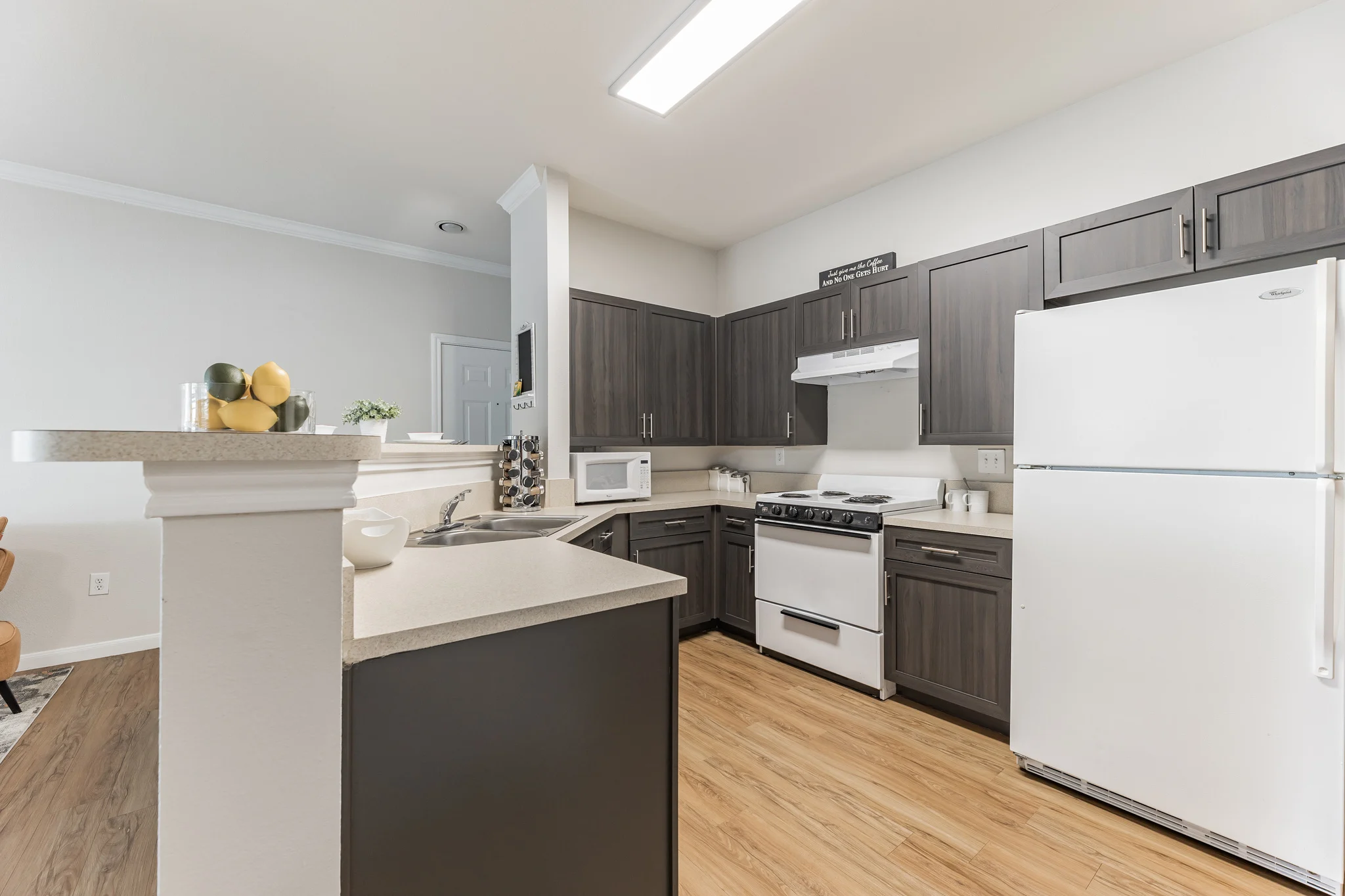 Cienega Linda - Room, Indoors, Refrigerator