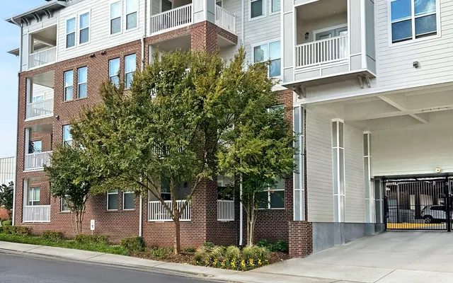 Flats at Walden Grove - City, Urban, Apartment Building