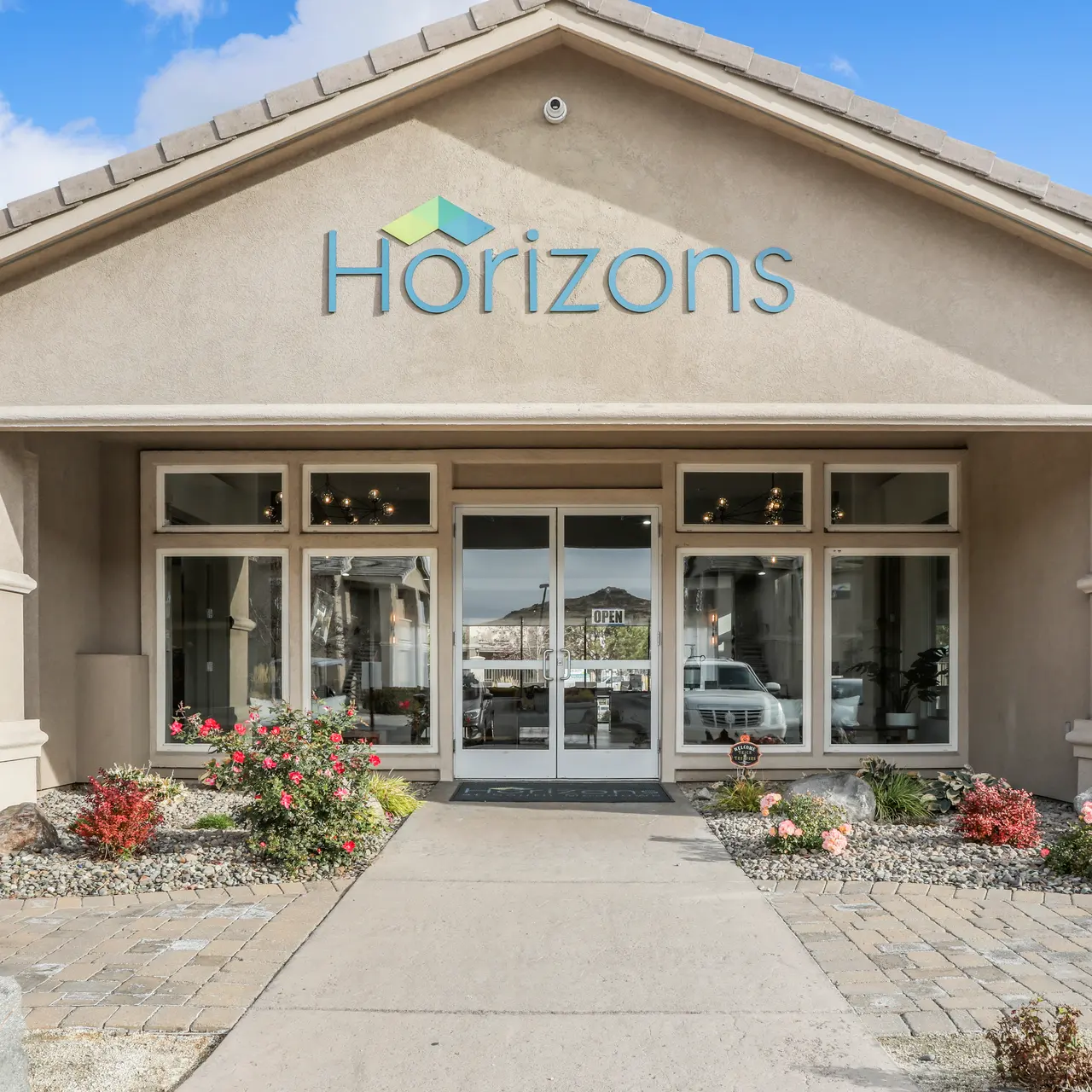 Horizons at South Meadows - Lamp