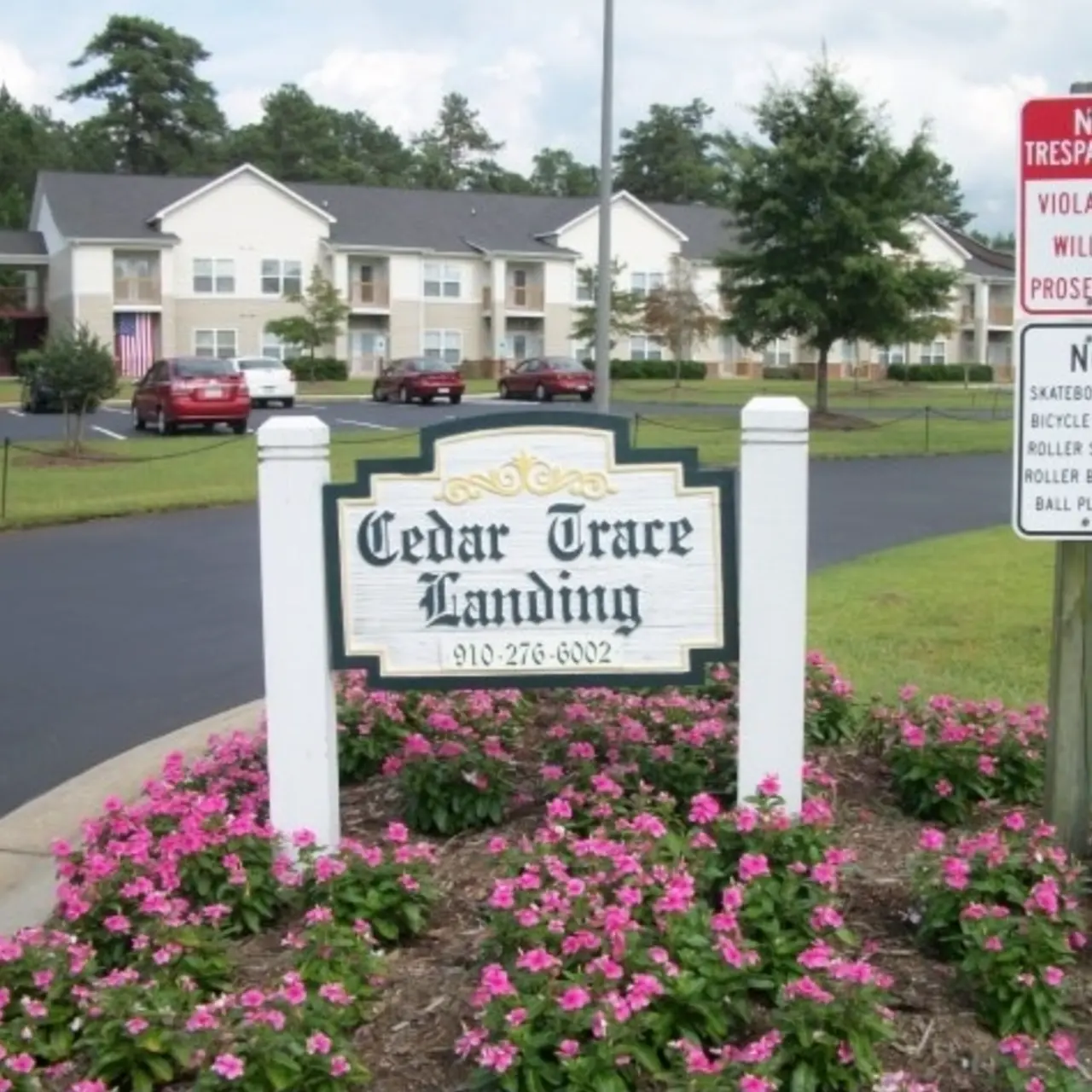 Cedar Trace Landing - Neighborhood, Vegetation, City