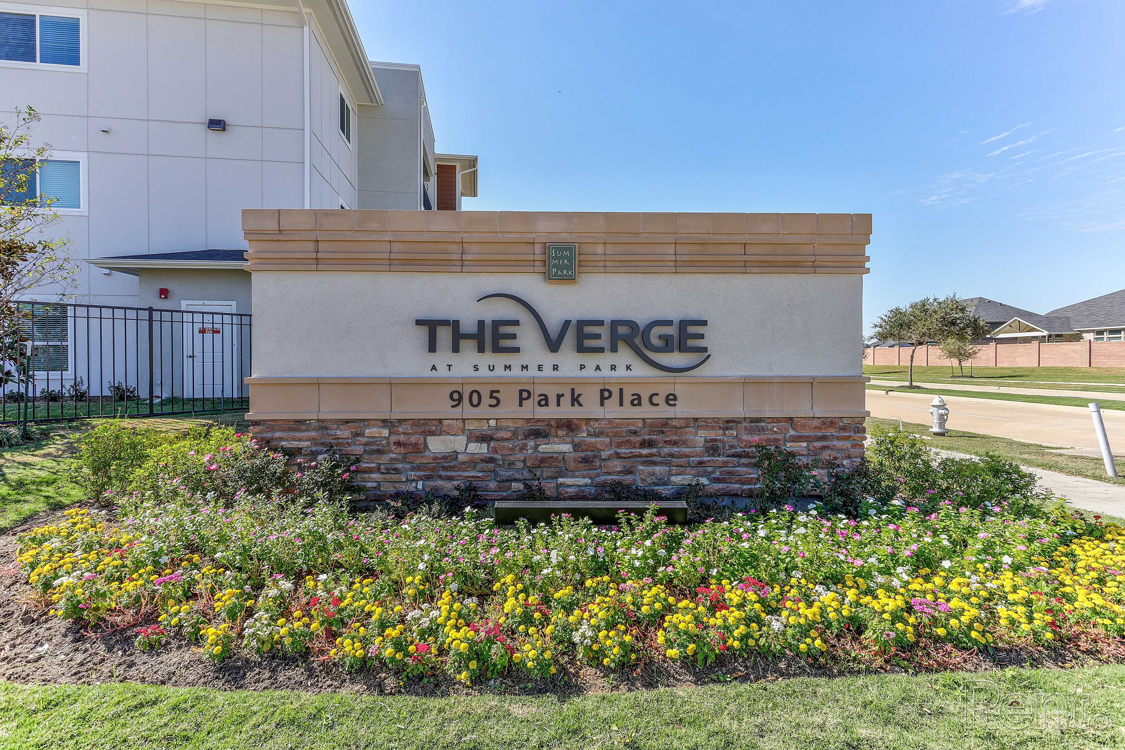 The Verge at Summer Park - Grass, Vegetation, Nature