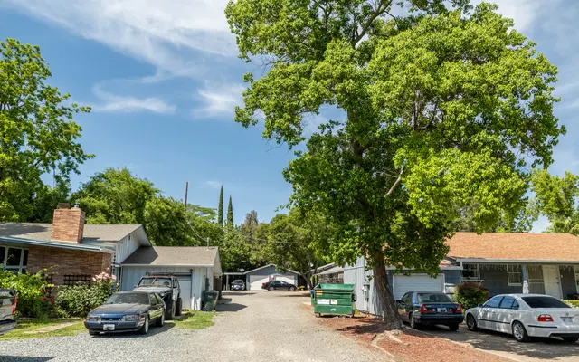 Camp Marconi - Neighborhood, Car, City