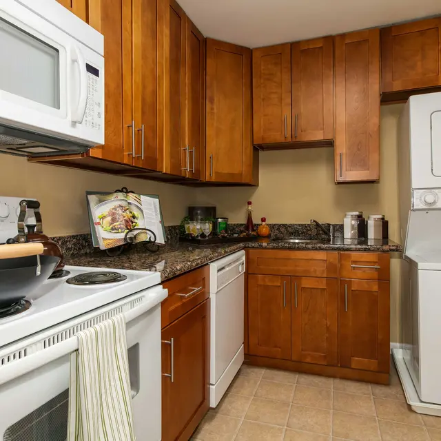 Eagles Walk - Indoors, Interior Design, Kitchen