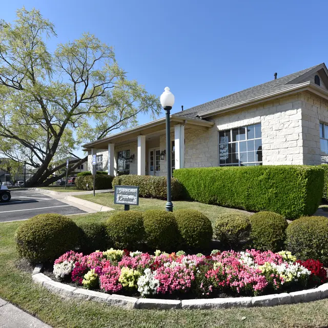The Lodge at Merrilltown Apartments The Lodge at Merrilltown Apartments - Grass, Neighborhood, Hedge