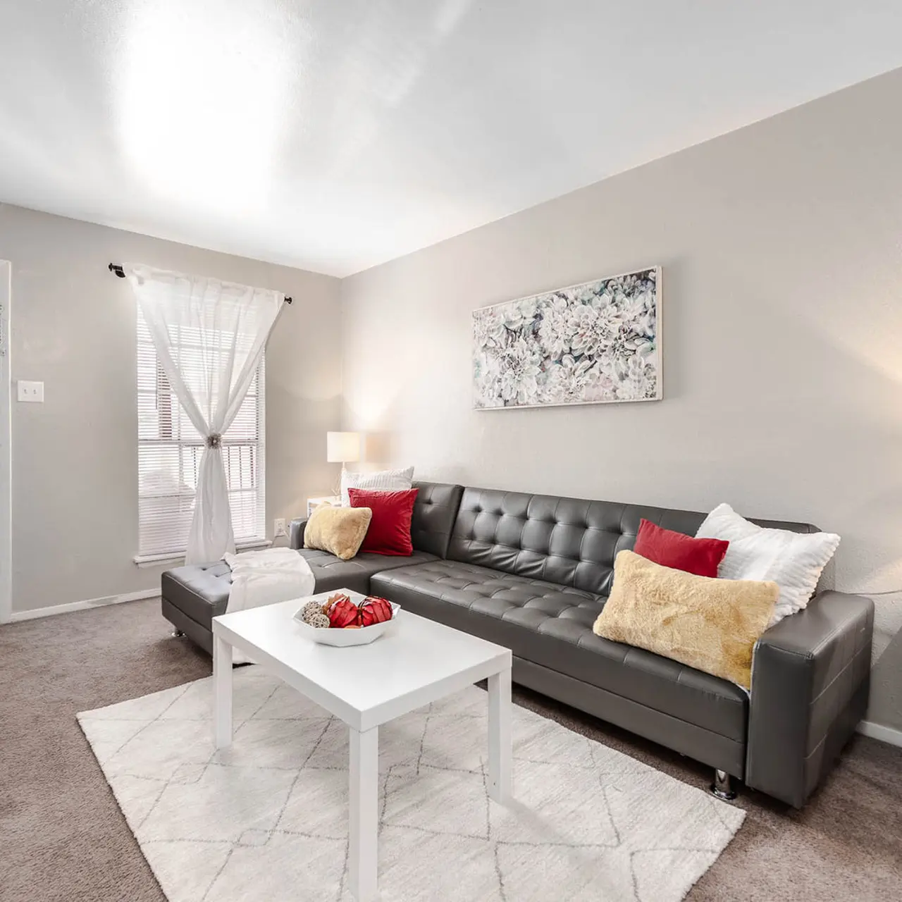 Royal North Apartments - Room, Couch