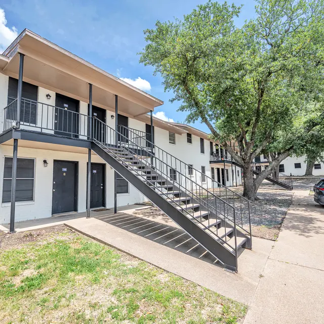 Townview - Athens - City, Urban, Housing