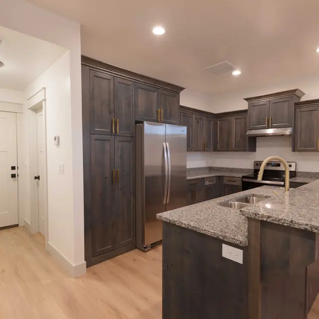 Copperwoods at Harrisville - Indoors, Interior Design, Corner