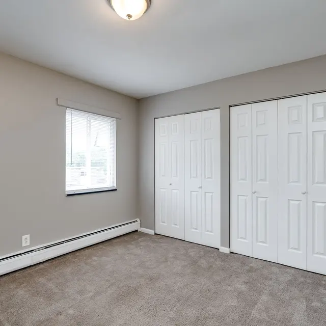 133 Imperial Court - Corner, Floor, Indoors