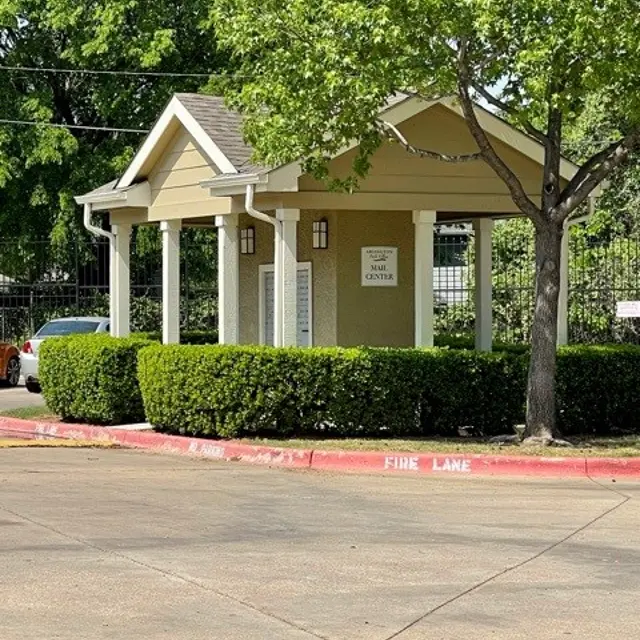 Arlington Park Villas Arlington Park Villas - House, Housing, Portico