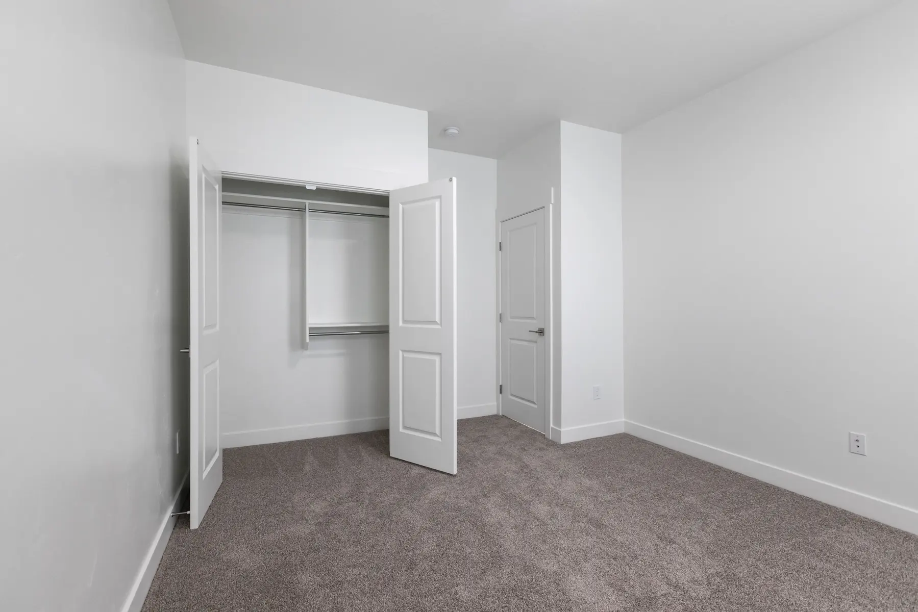 L59 Apartments L59 Apartments - Corner, Floor, Flooring