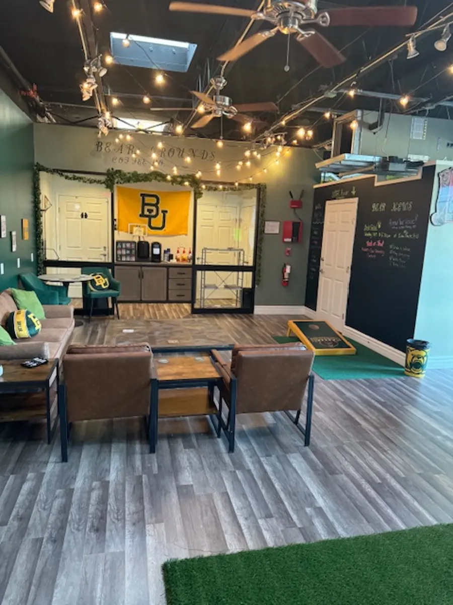 West Campus Lofts - Indoors, Interior Design, Floor