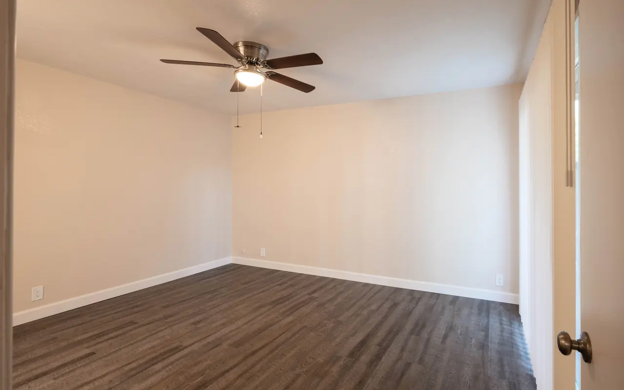 Marconi Oaks - Corner, Indoors, Interior Design