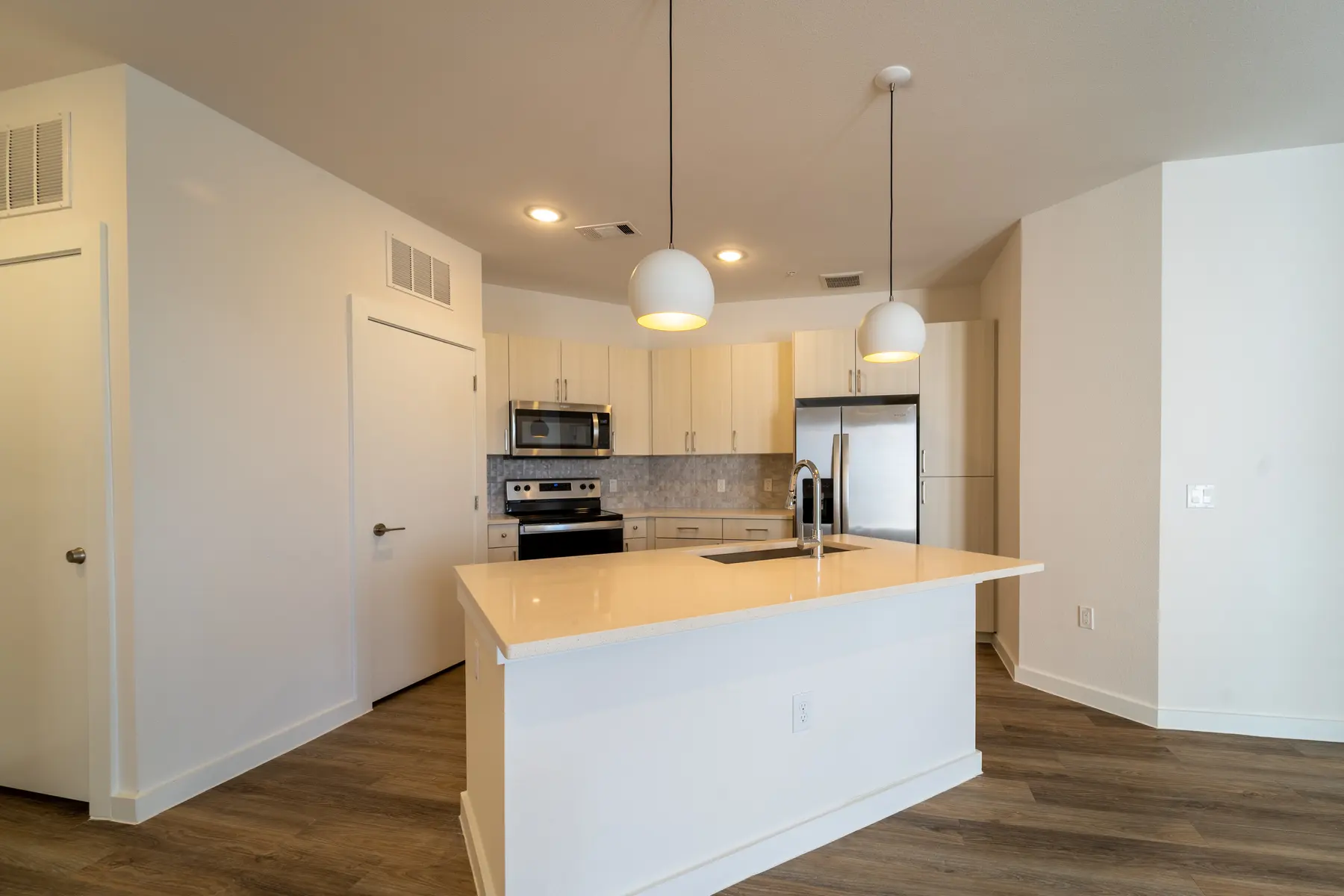 Ellis Highline - Flooring, Wood, Hardwood