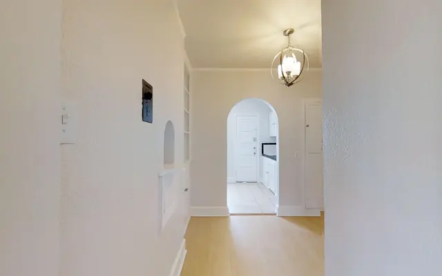 Marquita Court Apartments - Wood, Floor