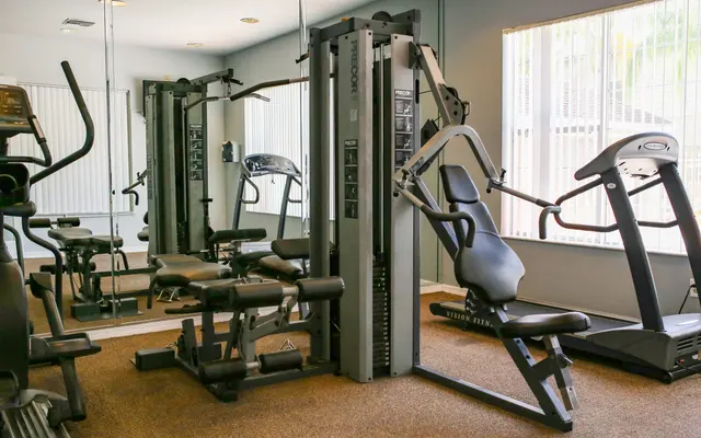 Lake Pointe Apartments - Sports Lake Pointe Apartments - Sports