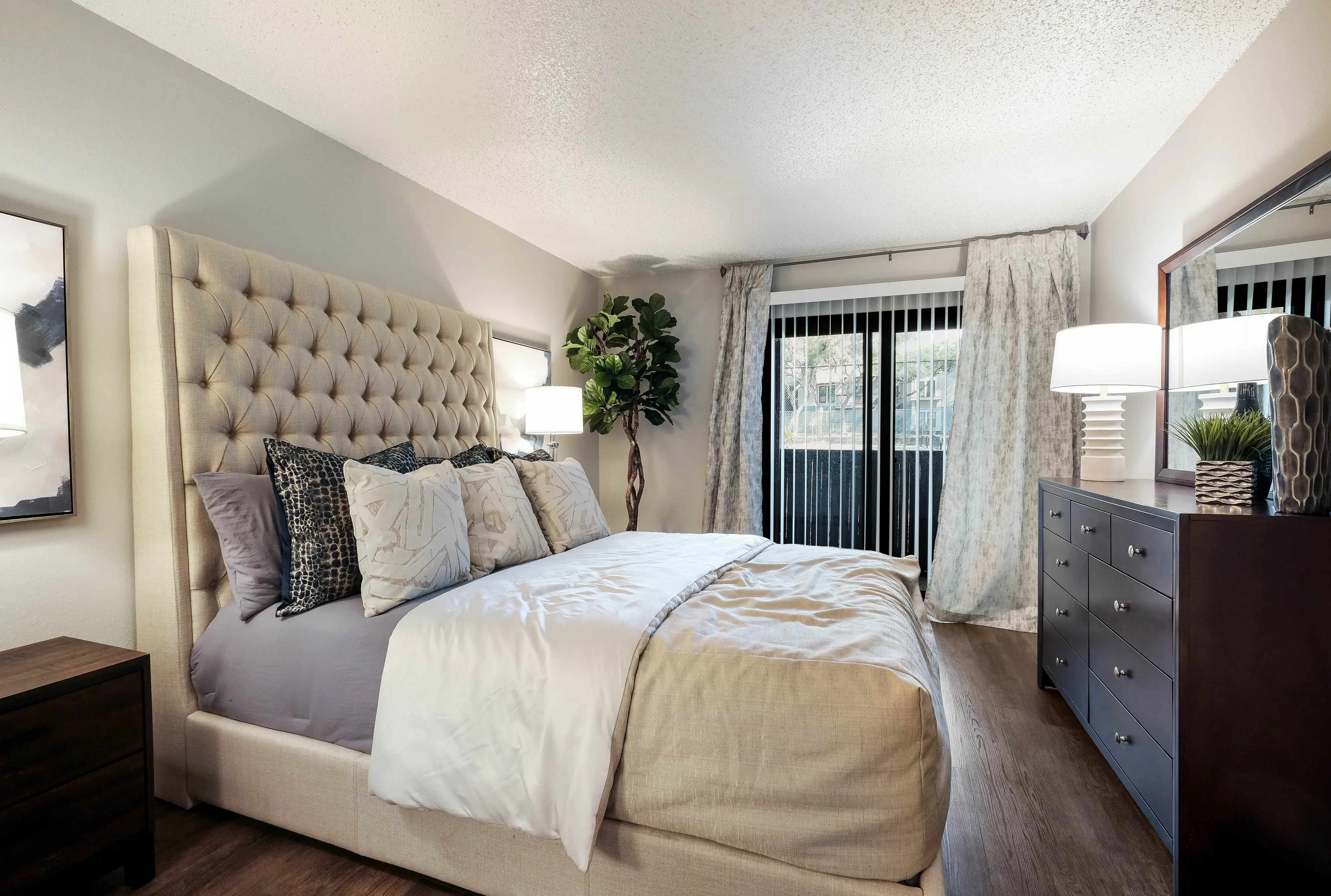 Seville Seville - Indoors, Interior Design, Home Decor