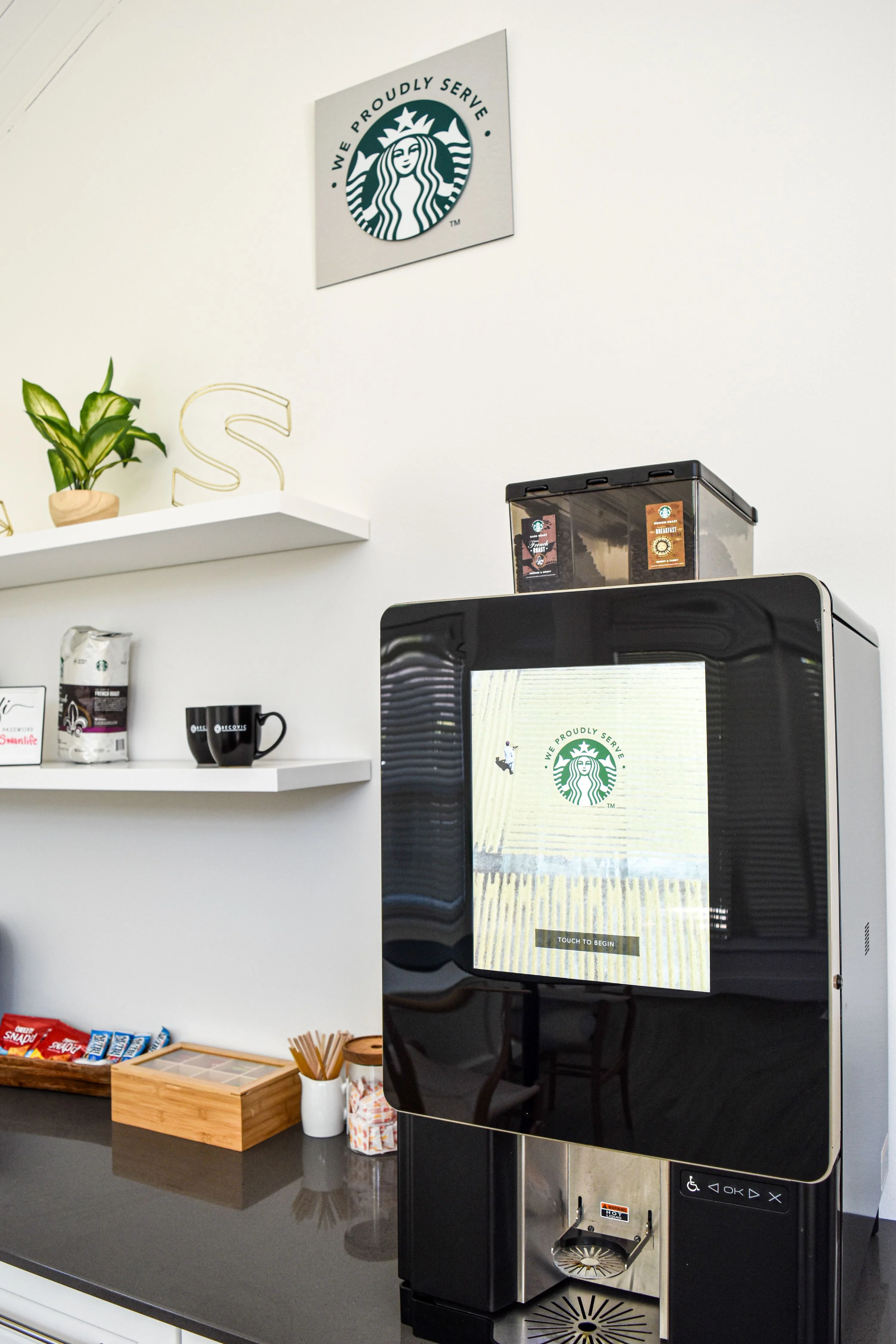 The Springs - Plant, Cup, Computer Hardware